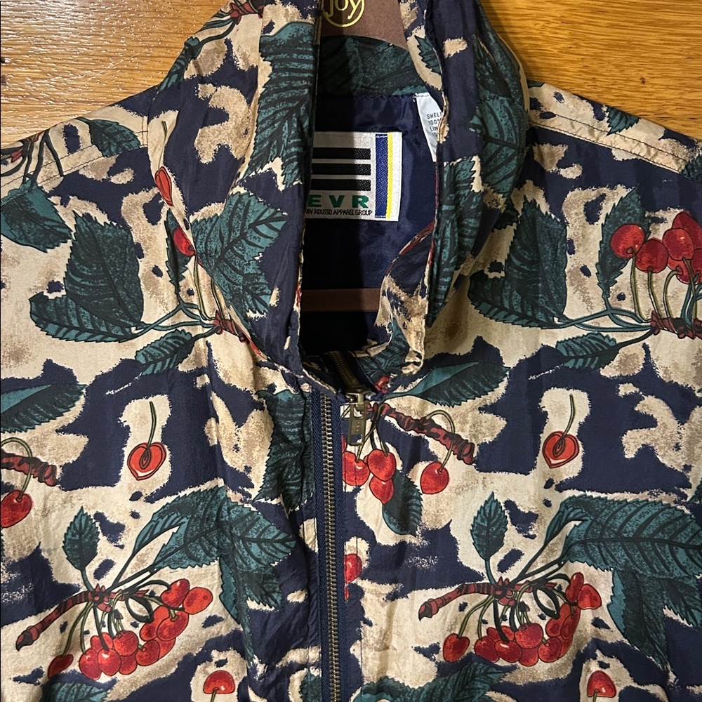 EVR 100% Silk Full Zip Cherry Botanical Pattern Lightweight Vtg Bomber Jacket - Picture 2 of 8